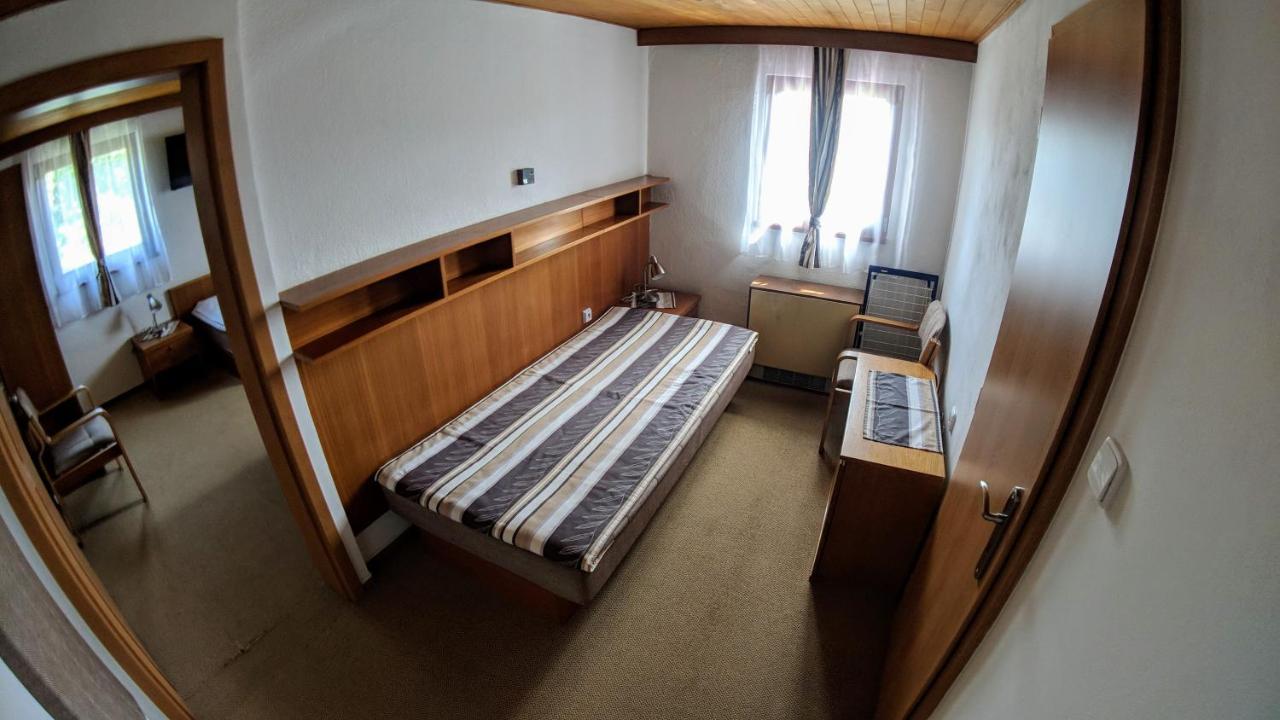Hotel Bouda Jana Pec pod Snezkou Exterior photo
